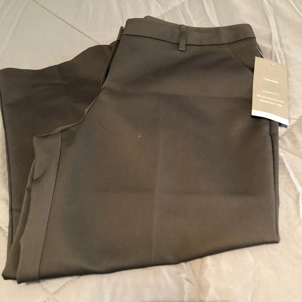 Maurices capris